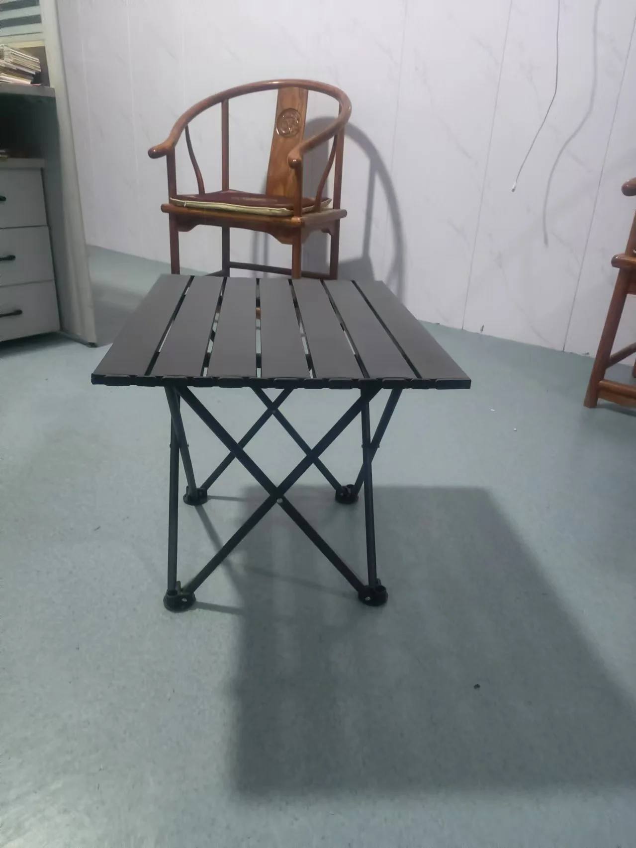 Modern Outdoor Folding Carbon Steel Picnic Table and Chairs Portable Camping Dining & Kitchen Table Set