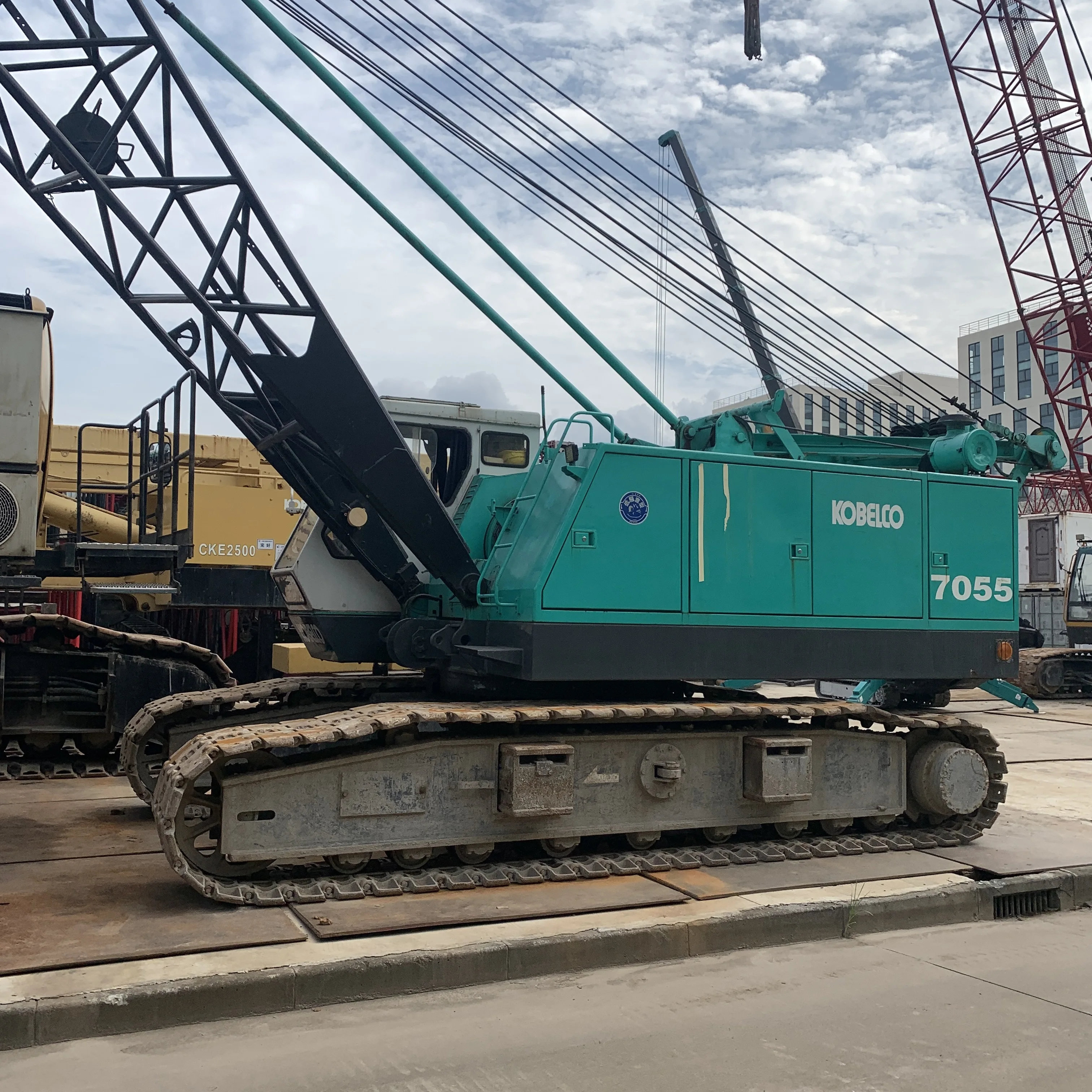 Подержанный гусеничный кран KOBELCO 50 тонн 45 55 гидравлический для строительной машины Hitachi/SANY