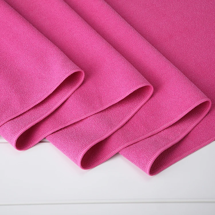 2020 Spring Summer New Yoga Towel Suitable For Home Travel Yoga Sports Non Slip Silicone Bead Coated Microfiber Yoga Mat Towel