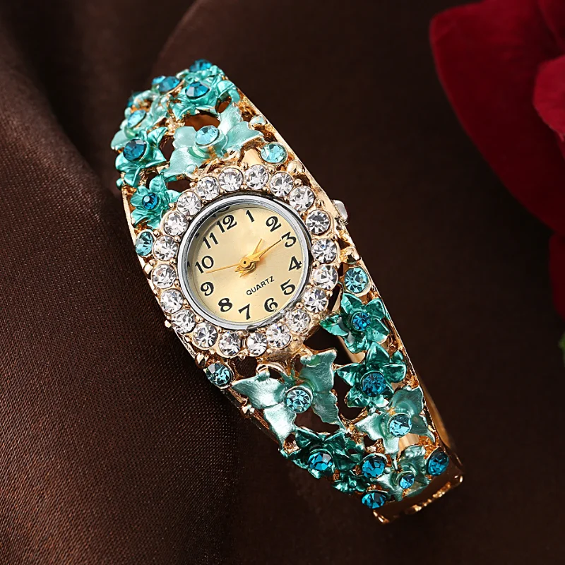 Foreign trade niche fashion ladies butterfly flower quartz bracelet watch