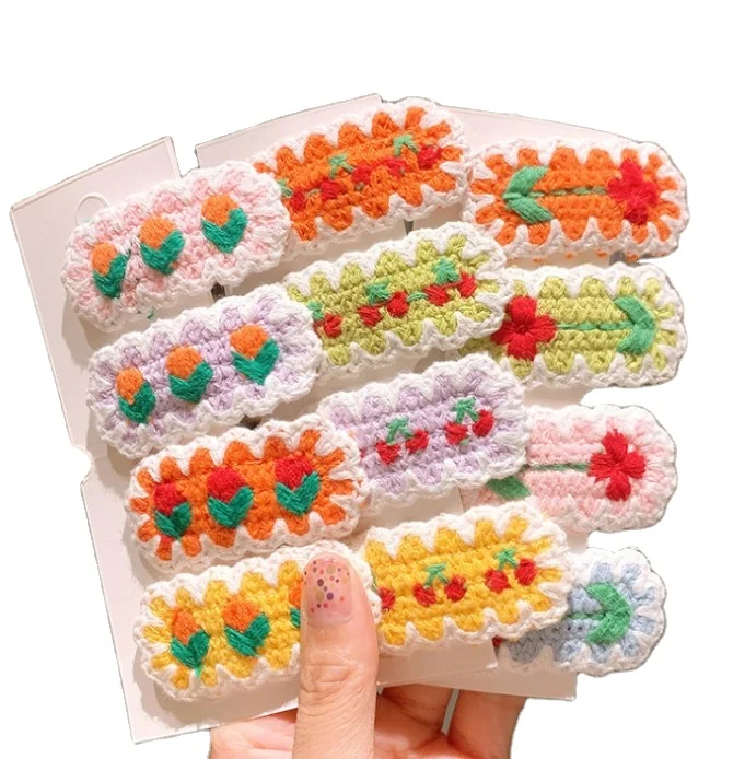 
2020 Autumn winter Korean version of the new lovely cherry strawberry flowers knitting hairpin girls side clip flower hair clip 