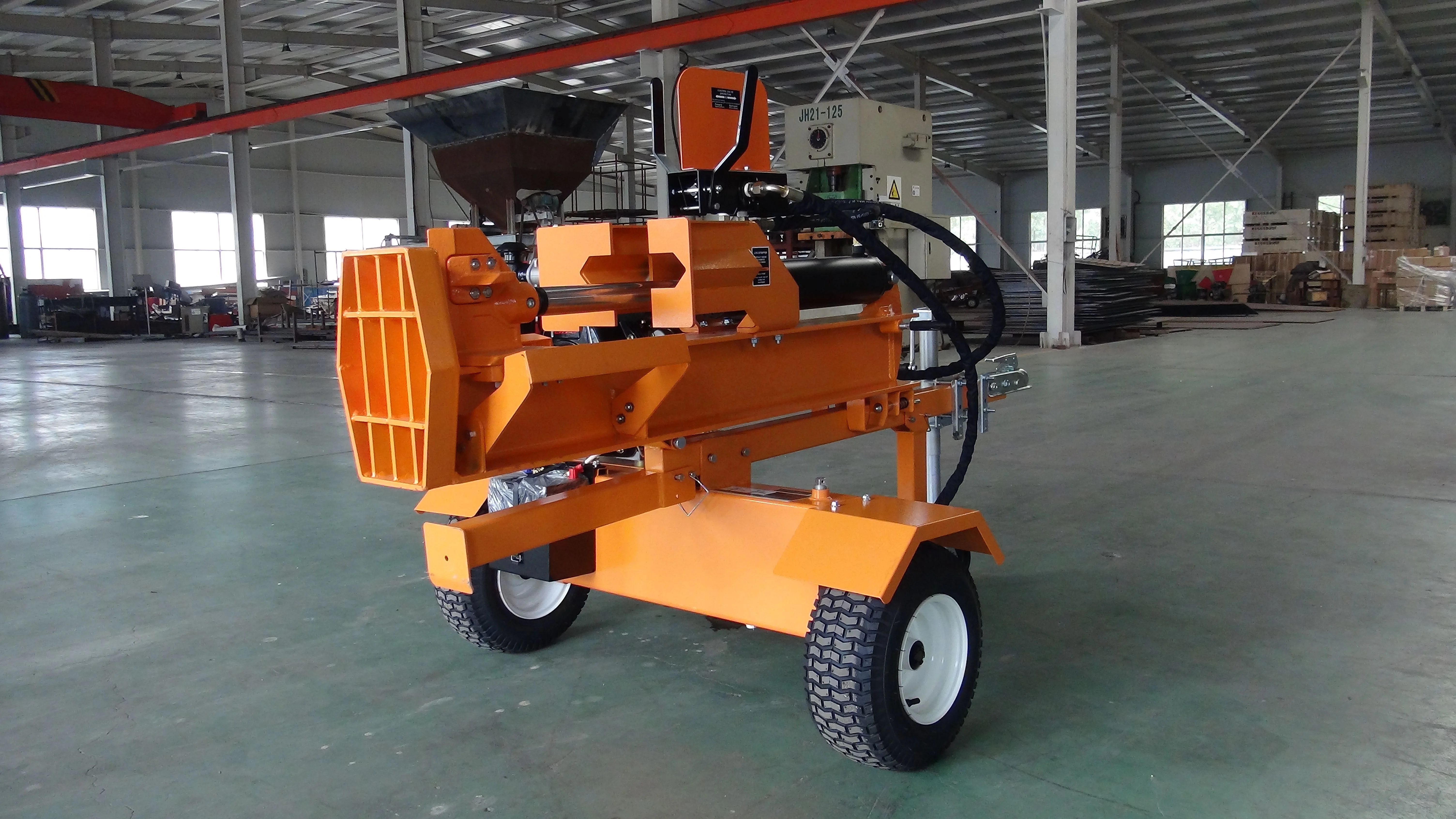 Diesel Poweed Hydraulic Firewood Processor 40Ton Super Split Log Splitter With Log Tray For Sale