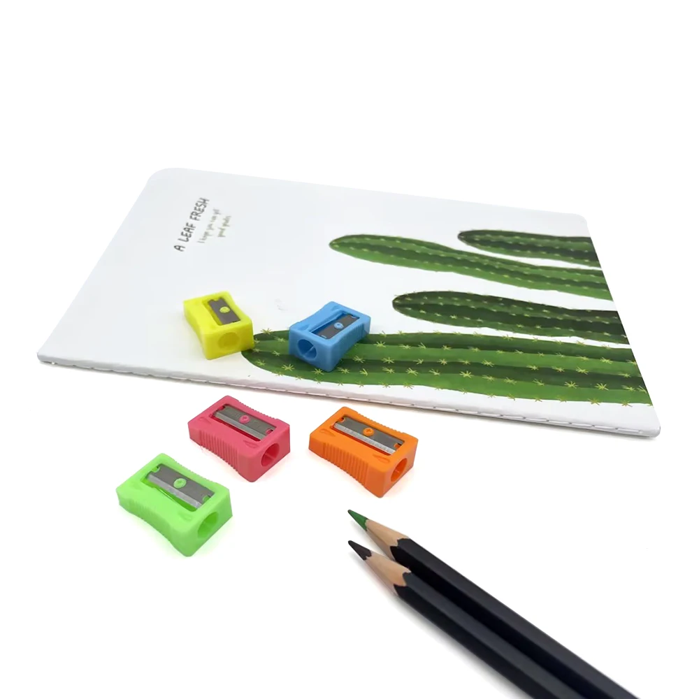 Student stationery new unique screwless design one-piece mini portable pencil sharpener