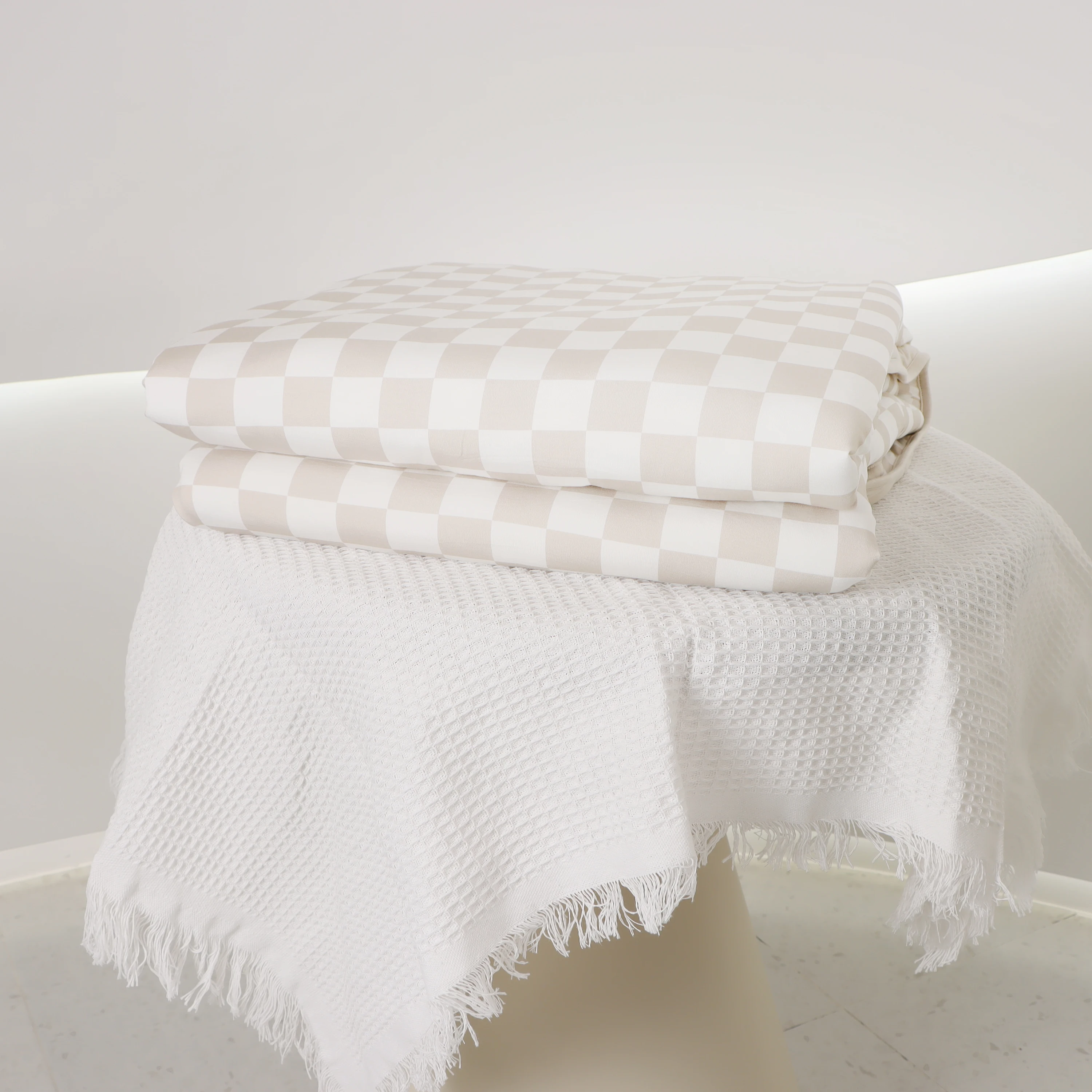 Quilted Bamboo Cotton Adult Blanket Thick Comfortable Bed Blankets with 2.5 tog Plain Pattern Warm Blankets Winter For Babies