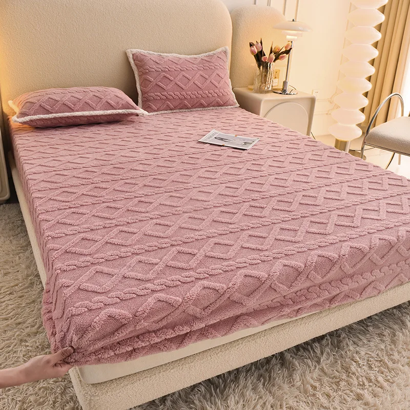 Good Winter Thickened Taffu Bed Bonnet Single Piece Warm Coral Flannel With Fleece Bedspread Bedding Set Bedding Set