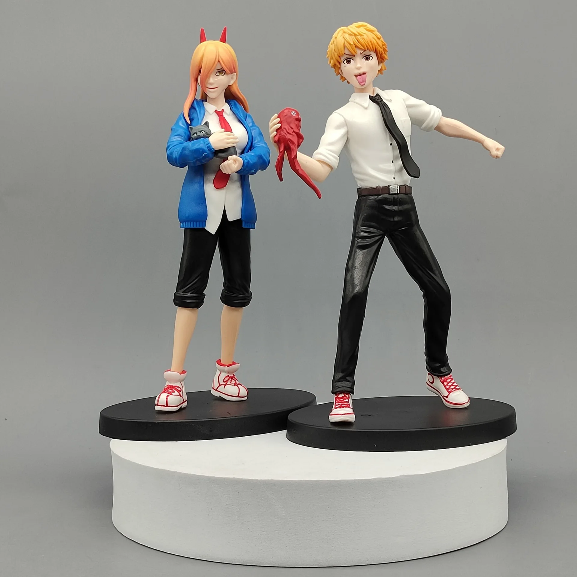 QH custom Cartoon PVC Figure Figure Denji Pochita Makima Power Chainsaw Man Anime Action Figures