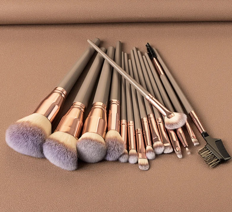 Foundation Eyelash Eyebrow Eyeshadow Brushes 15pcs Professional Makeup Brush Set With Bag
