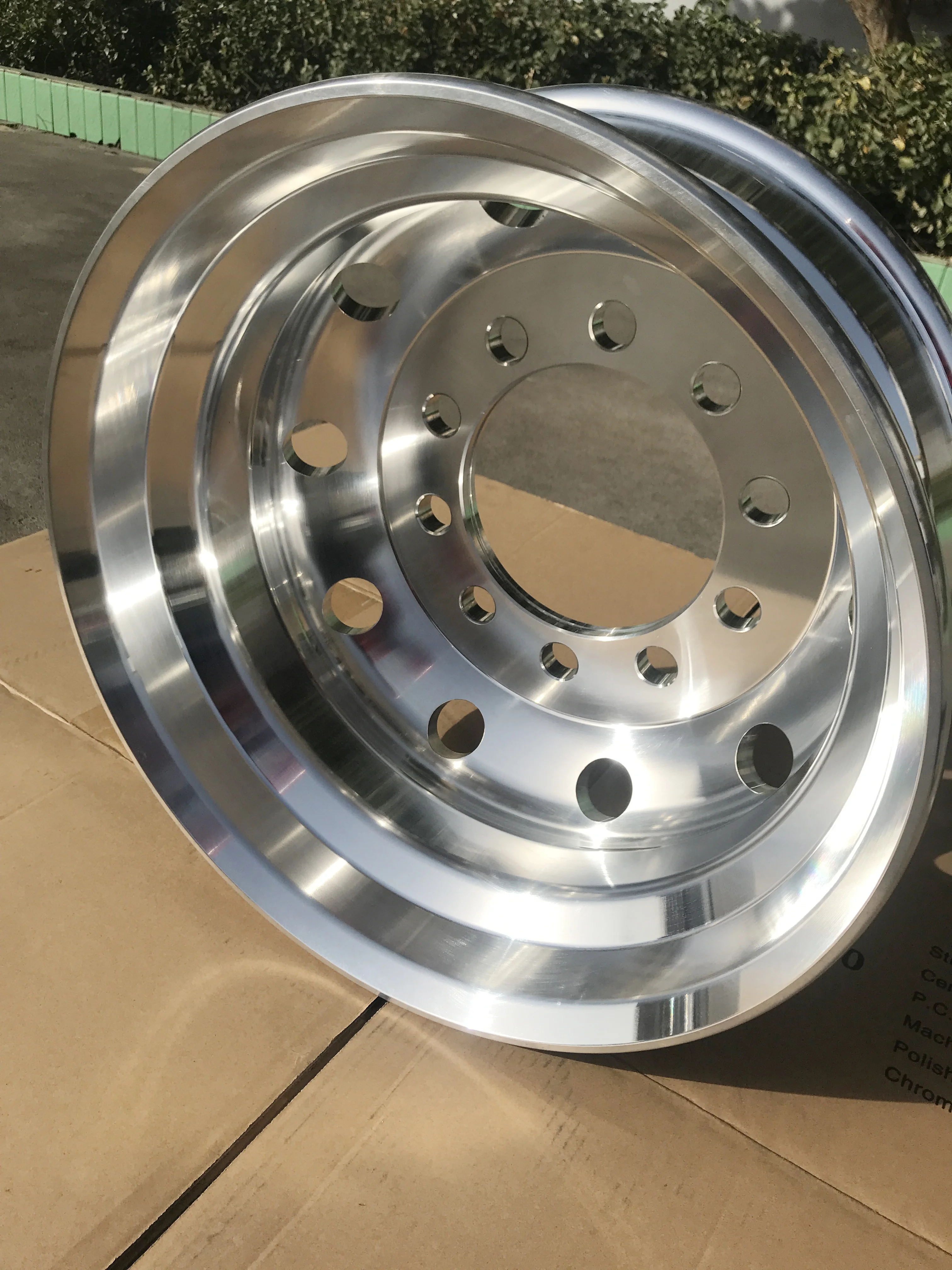 19.5x7.50 forged alloy truck wheels frome china