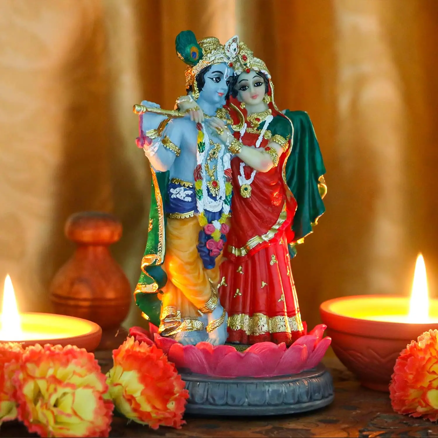 Modern Premium Marble Look Radha Krishna Statue Intricate Paintwork Delicate Carving Resin Metal Home Decor Wedding Celebration