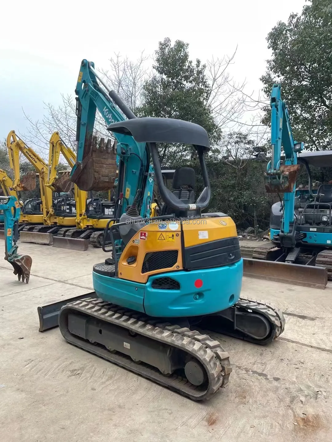 Best selling in 2023 1 ton and 2.5 tons mini tractor excavator