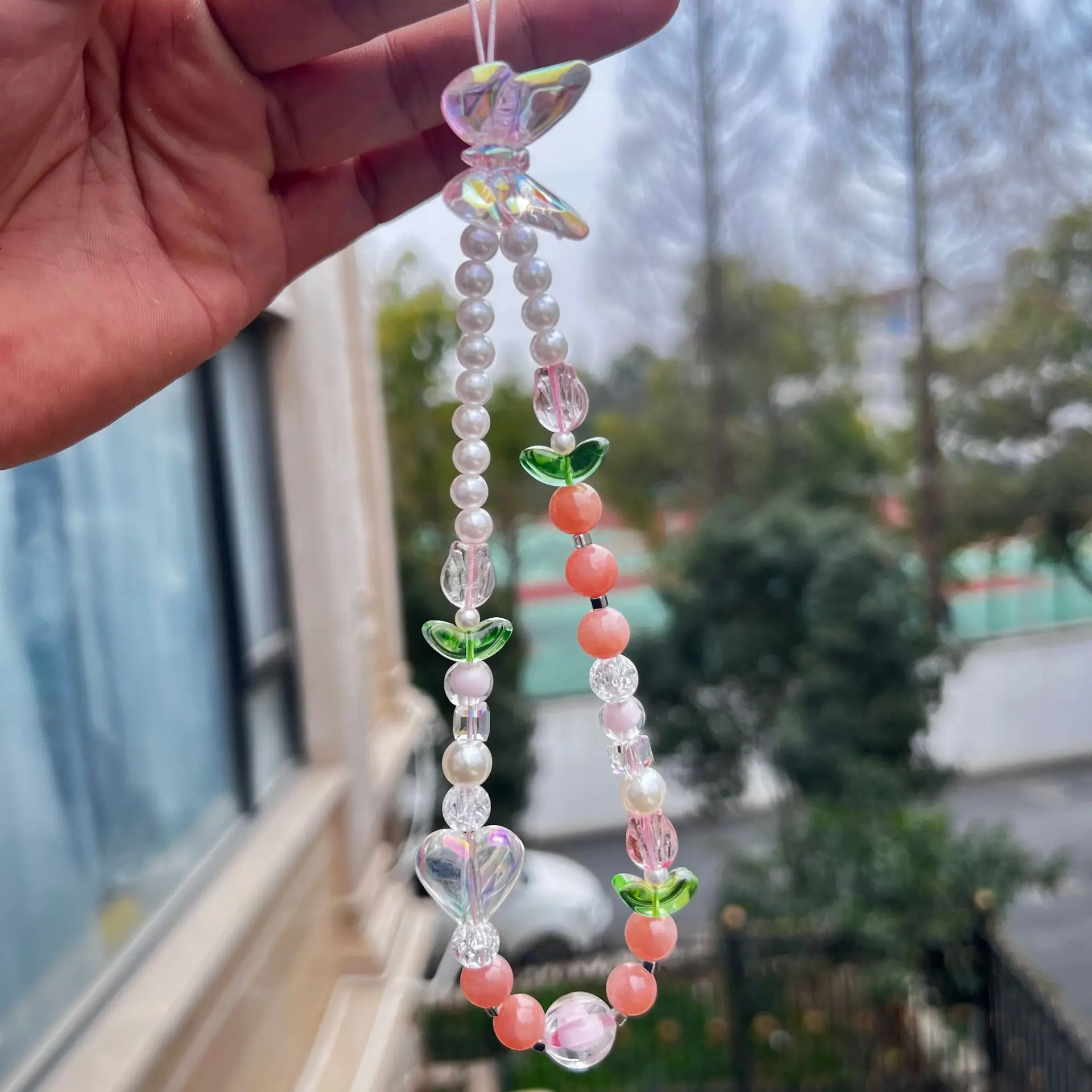 New creative small fresh butterfly color beaded chain mobile phone anti-fall rope accessories mobile phone decorative chain