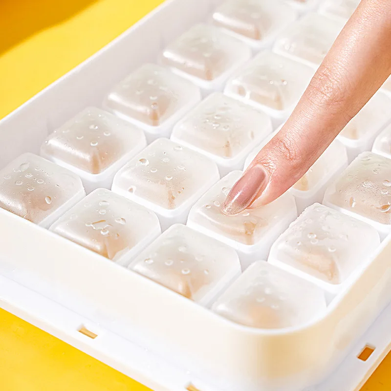 Hot Sales 32 Girds Ice Moulds Tray Silicone Block Mold Cube Ice-tray Portable Kitchen Food Grade Ice Making Molds Trays Storage