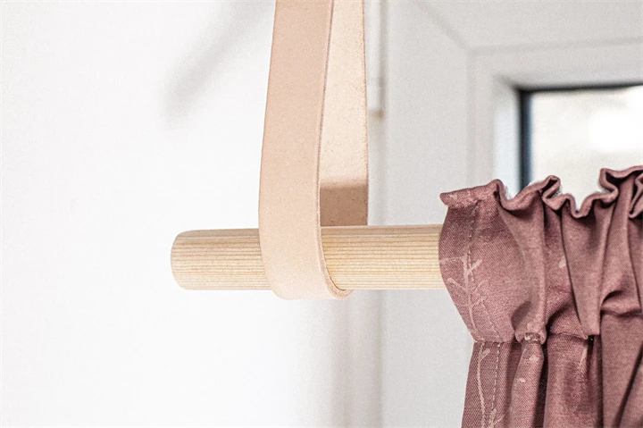 Leather Strap Hanging File Storage Organizer Wall Hung Desk Organizer with Wall Mail Office Decor File Holder Magazine Holder