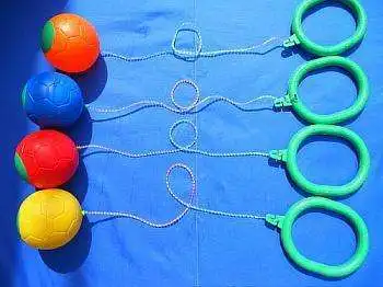 Hot Sale Outdoor Fun Toy Ball Classical Skipping Toy Exercise Coordination and Balance Hop Jump Kip Ball