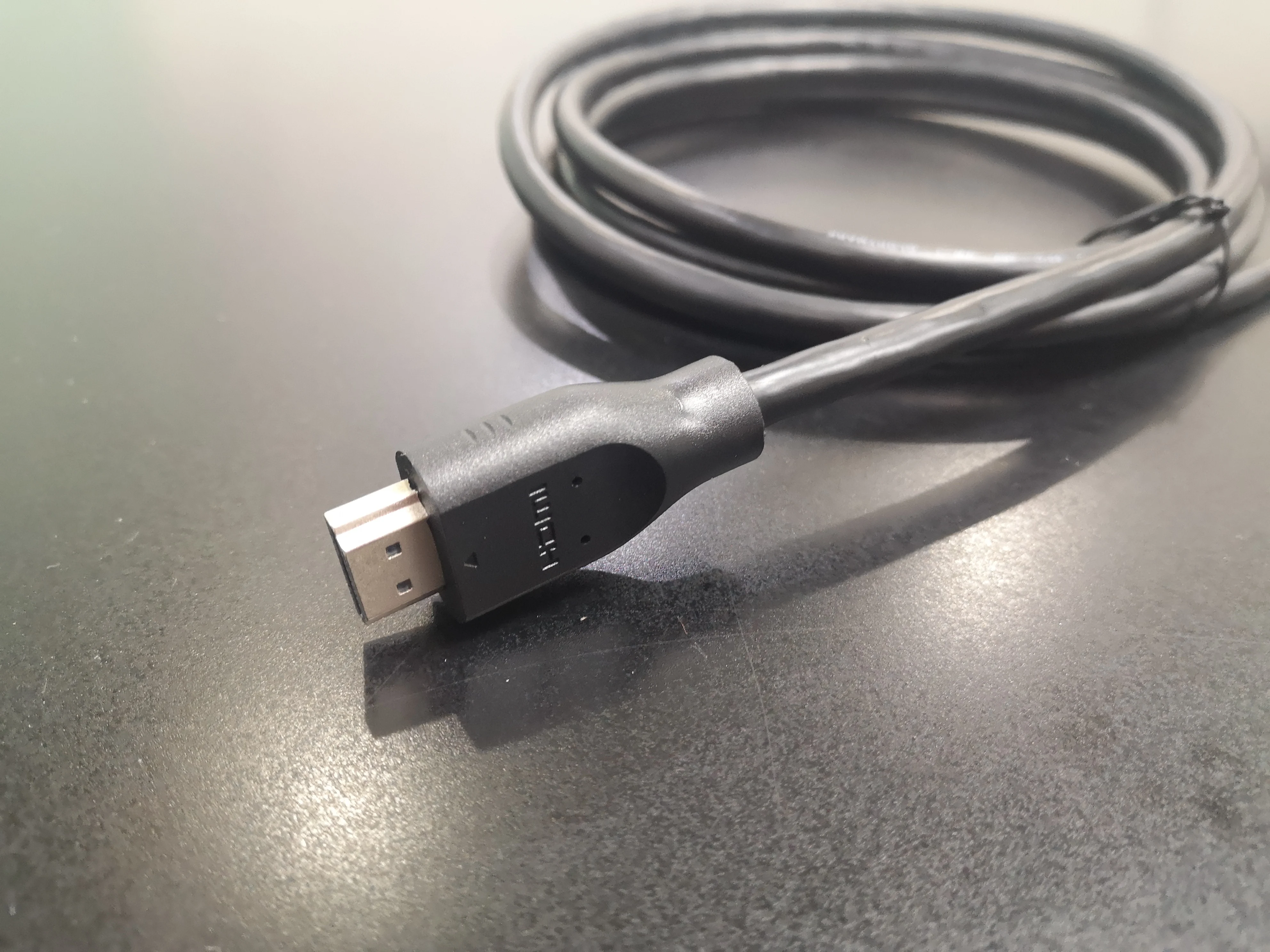 Hot Selling 2160P high resolution black HDMI cable 4K 60HZ at 18gbps with high speed Ethernet for HDTV PS3/4 computer projector