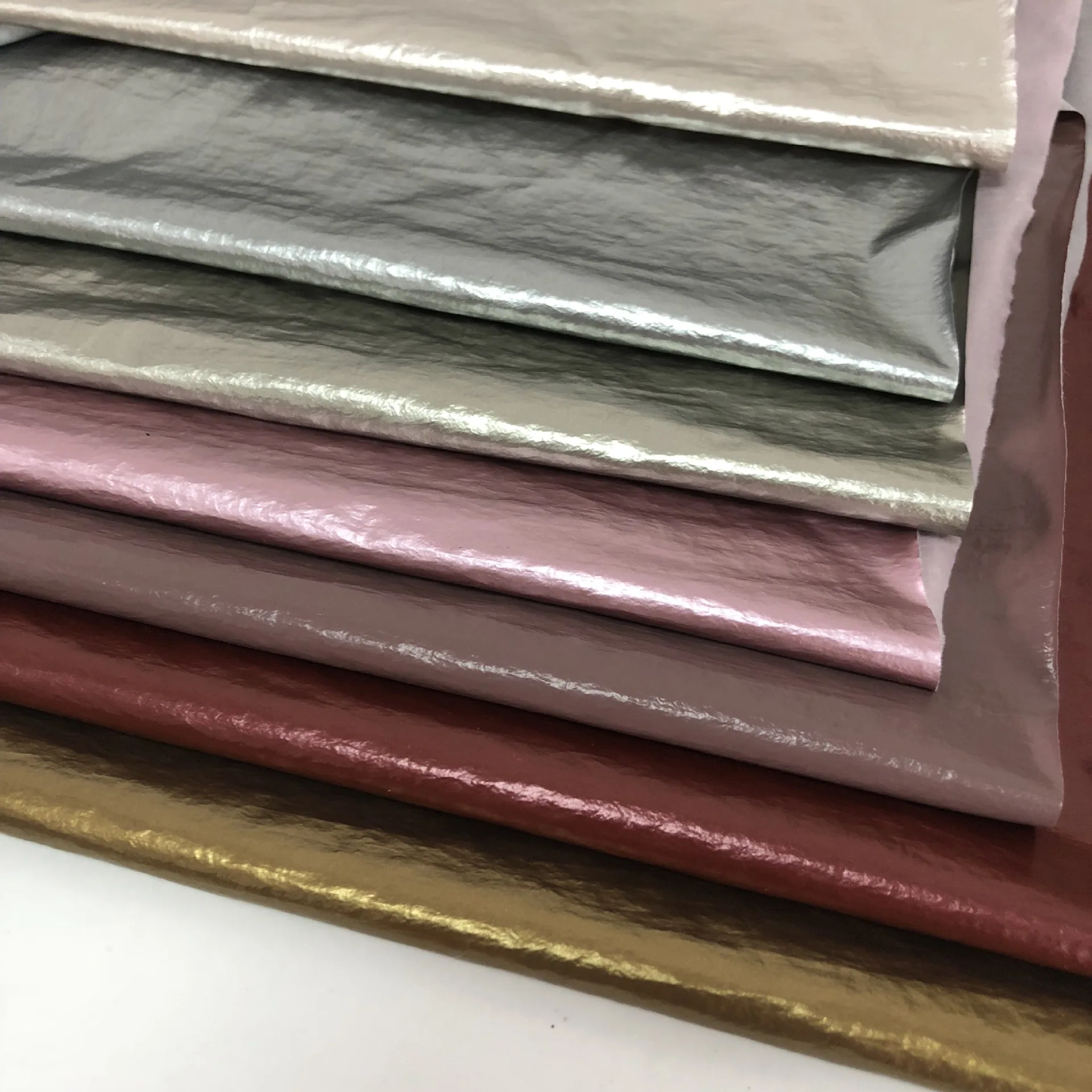 Metallic down coat fabric high quality crinkle nylon taffeta