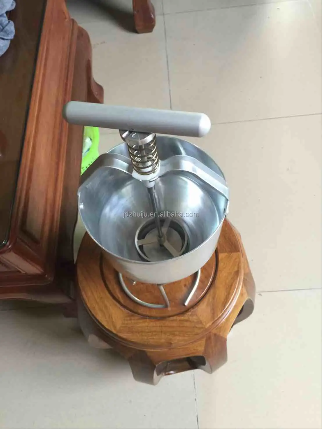 Full automatic donut glazing machine / donut decorating machine / donut glazer