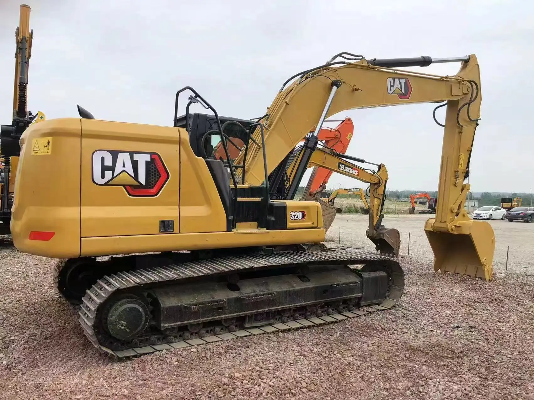 800 working hours Original Caterpillar Excavator CAT320GC 20ton Caterpillar Machines Cat 320 For Sale