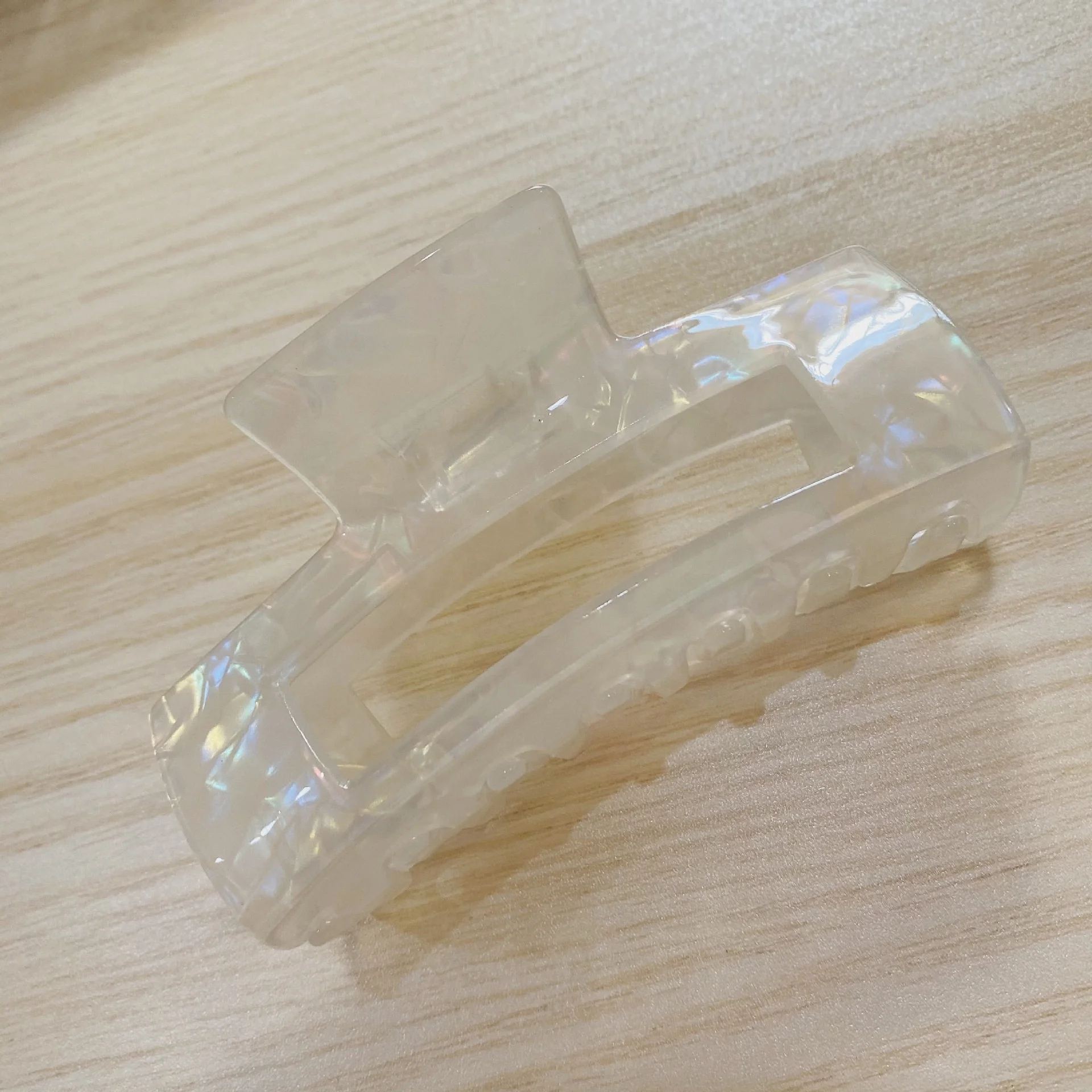 New arrival 4.1Inch promotional large custom hair claw clip 10.5 tortoise acetic acid acetate korean fashion checkered hair clip