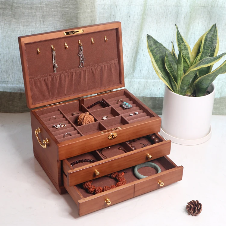 Wholesale in stock Solid wood jewelry box lock jewelry storage luxury high quality jewelry packaging box
