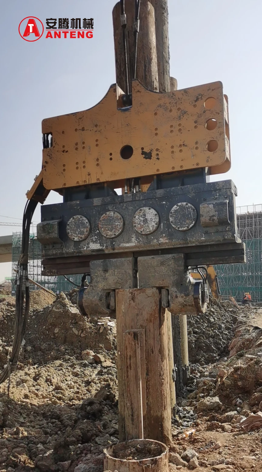 28 kgm Crane Suspended Type Hydraulic Vibro Piling Hammer with single clamp