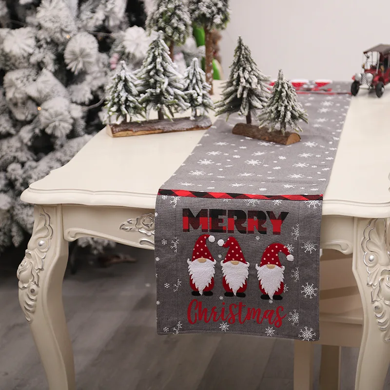 2021 New Embroidered Faceless Elderly Table Flag Snowflake Tablecloth Creative European Christmas Tea Table Mat