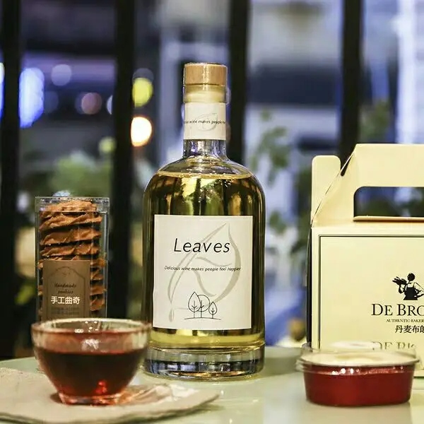 Factory Price Various Sizes Vodka/Whisky/Sherry  Glass Bottle