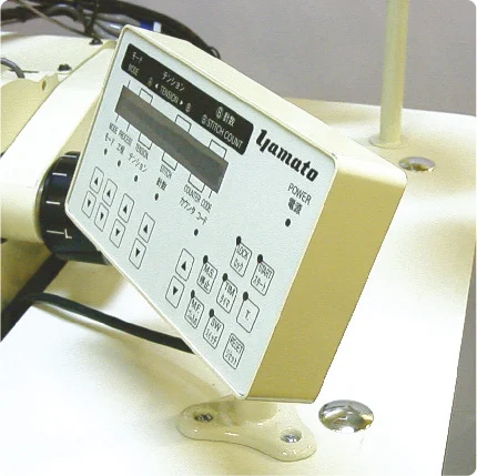 Low price Used High quality Yamato AZ8451 Class Cylinder Bed Overlock Sewing Machines