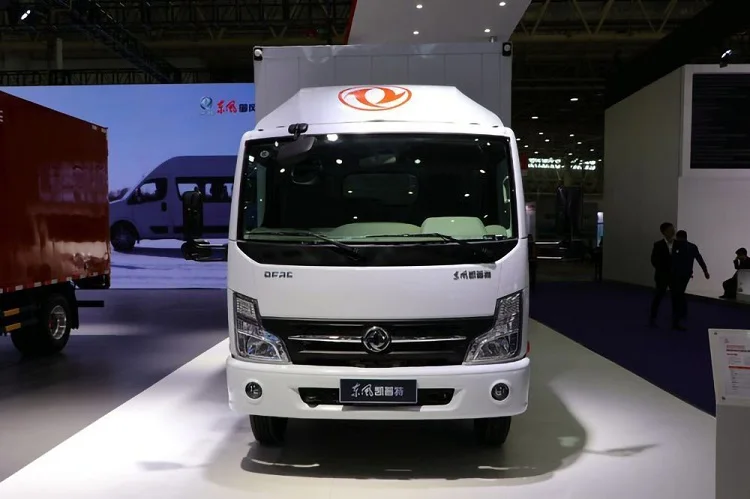 Новая Энергия Dongfeng 4 5 T 13 m грузовой ящик Электрический мини-легковой