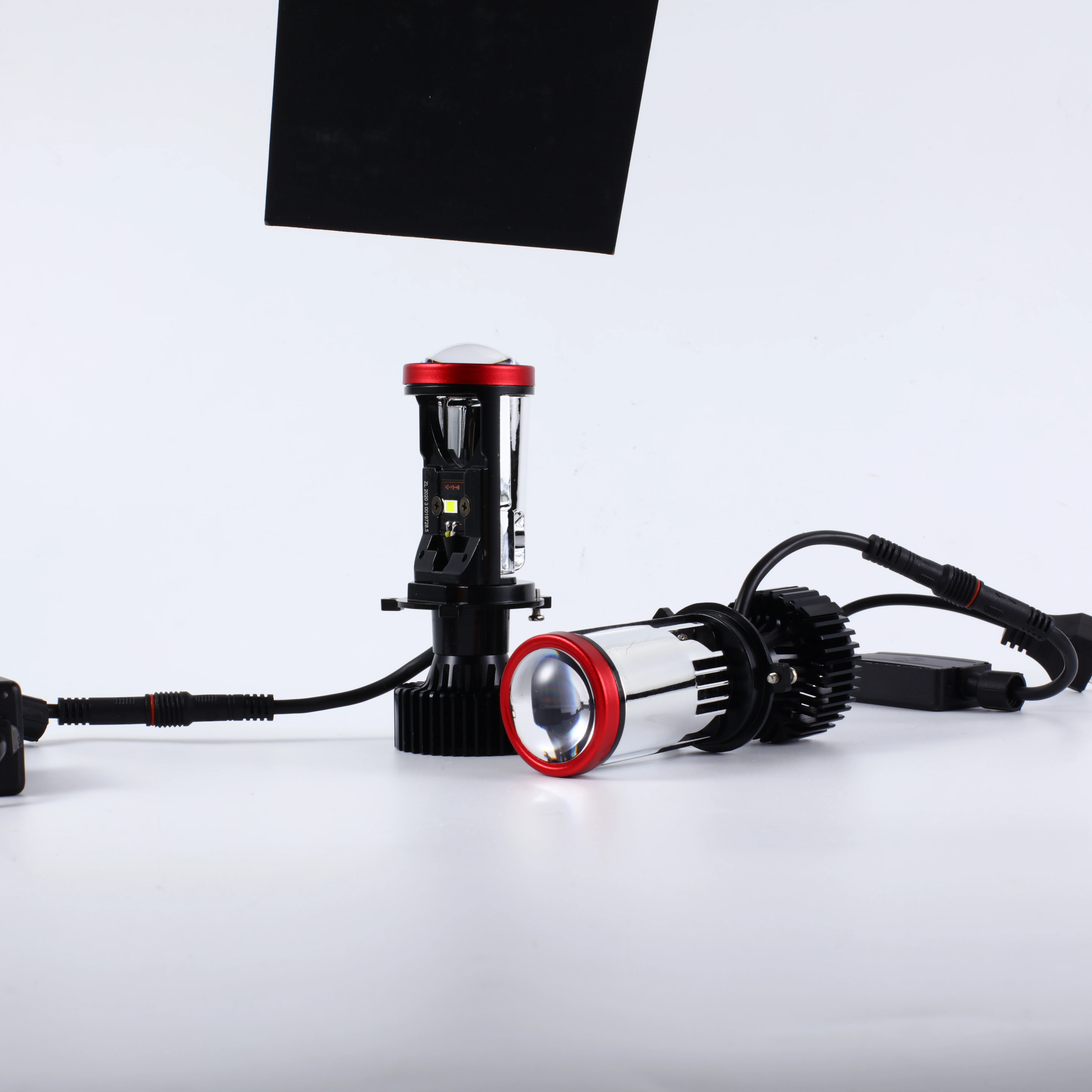 2022 Factory Price High Power Wholesale Headlights Lens Y8 Mini H4 Led Headlight Projector with  3000K 6000K