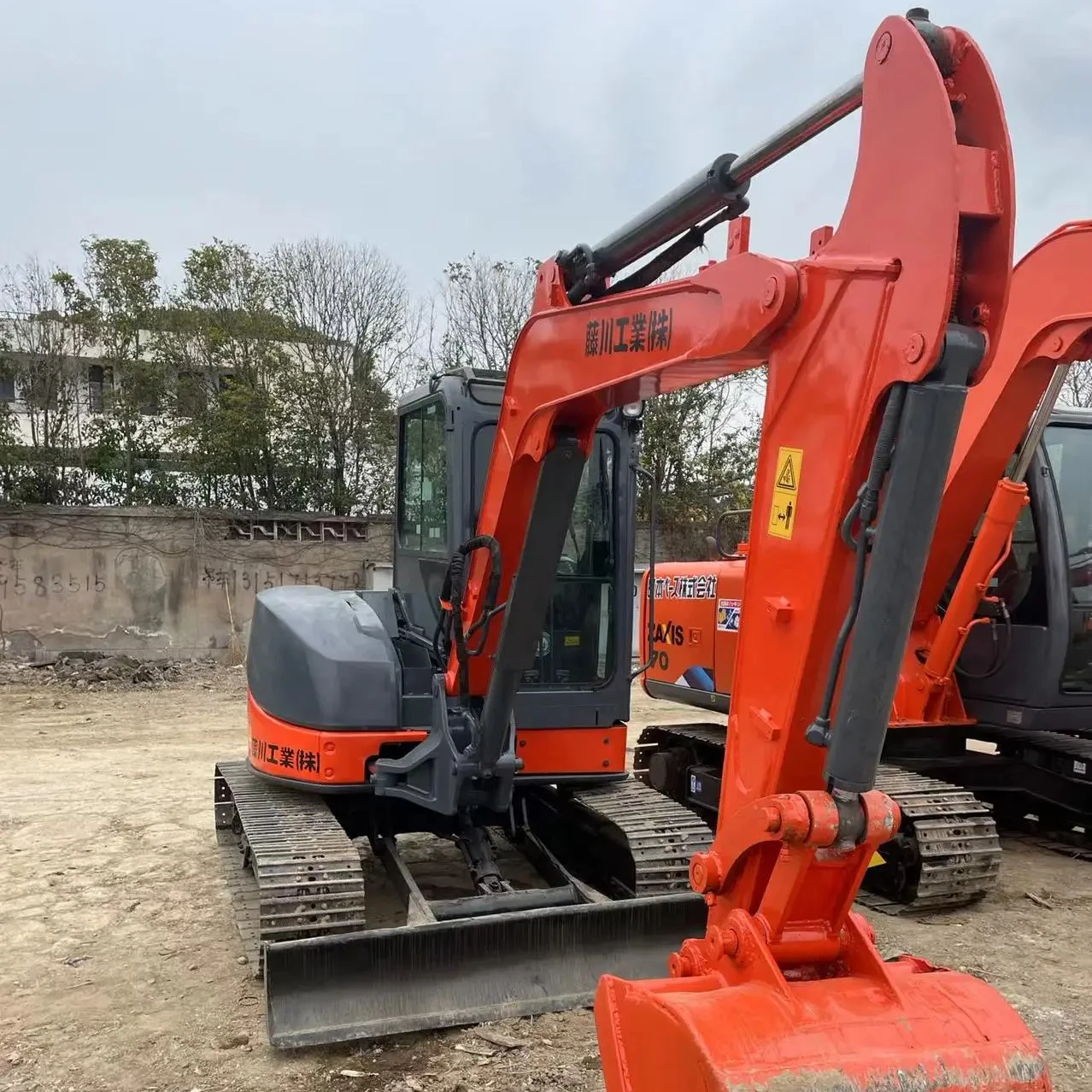 CE EPA Сертифицированный 95% новый гусеничный экскаватор 5Ton Mini Hitachi 50 б/у для продажи