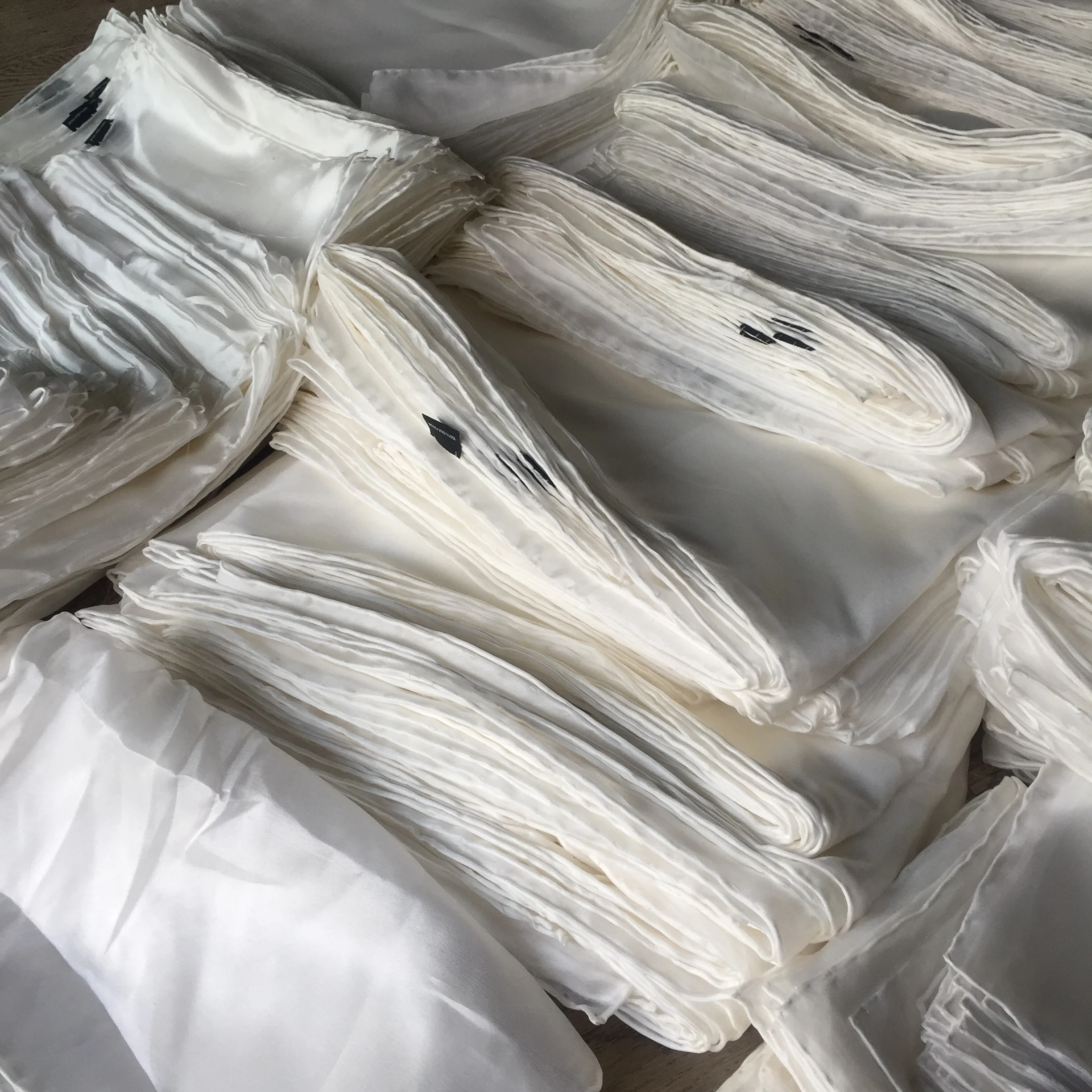 IN STOCK Habotai  To Quality Hemp Silk Fabric silk fabric wholesale in market dubai hot sale