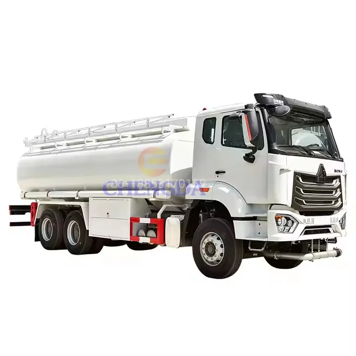 China New Used 6*4 Diesel Sinotruk Howo NX Hohan 20000L Liters 20 25 M3 CBM Capacity Oil Tanker Trucks Fuel Tank Truck Price