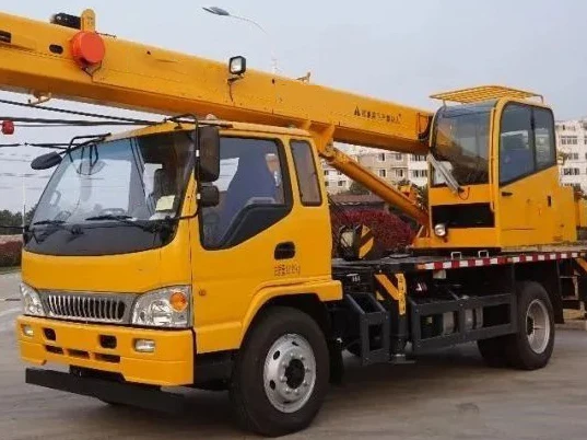 Hot Sale Telescopic Mobile Crane 10 Tons TC100C4 with Good Performance