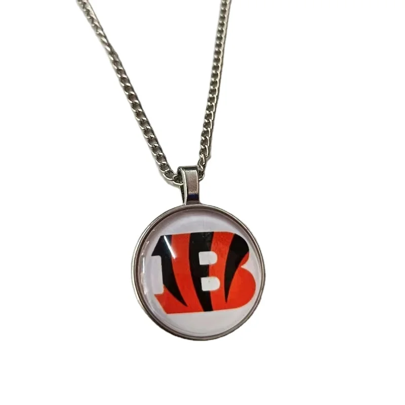 America Football LOGO 32 Team Pendant Necklace Factory Outlet Alloy Accessories For Party Gift Football Fans