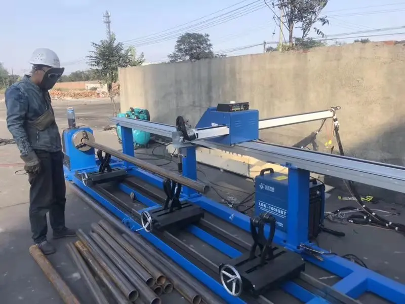 Automatic CNC Stainless steel pipe cutting machine Plasma cutting machine