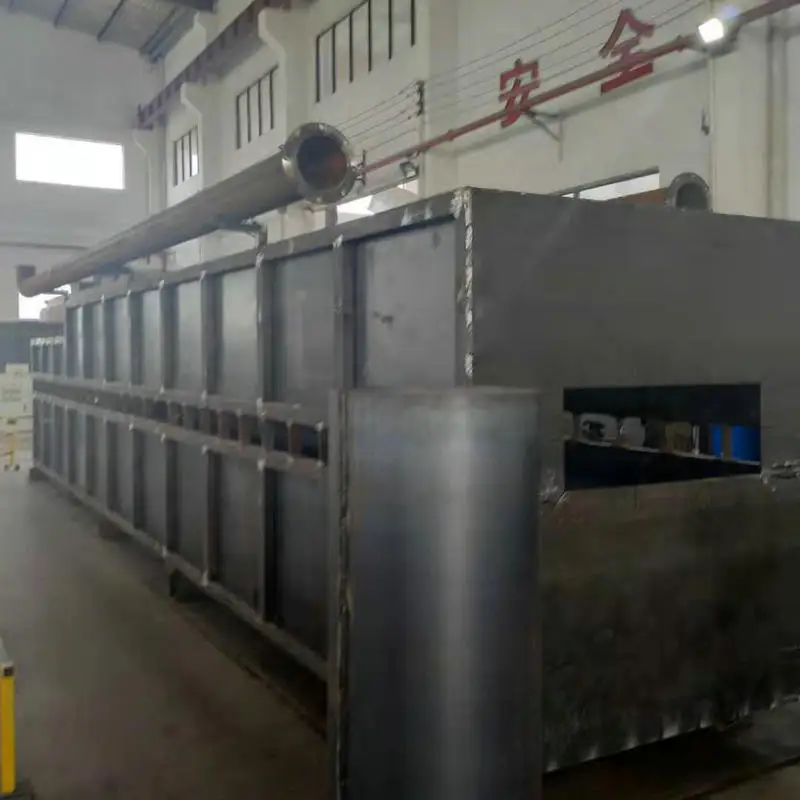 Glass annealing furnace