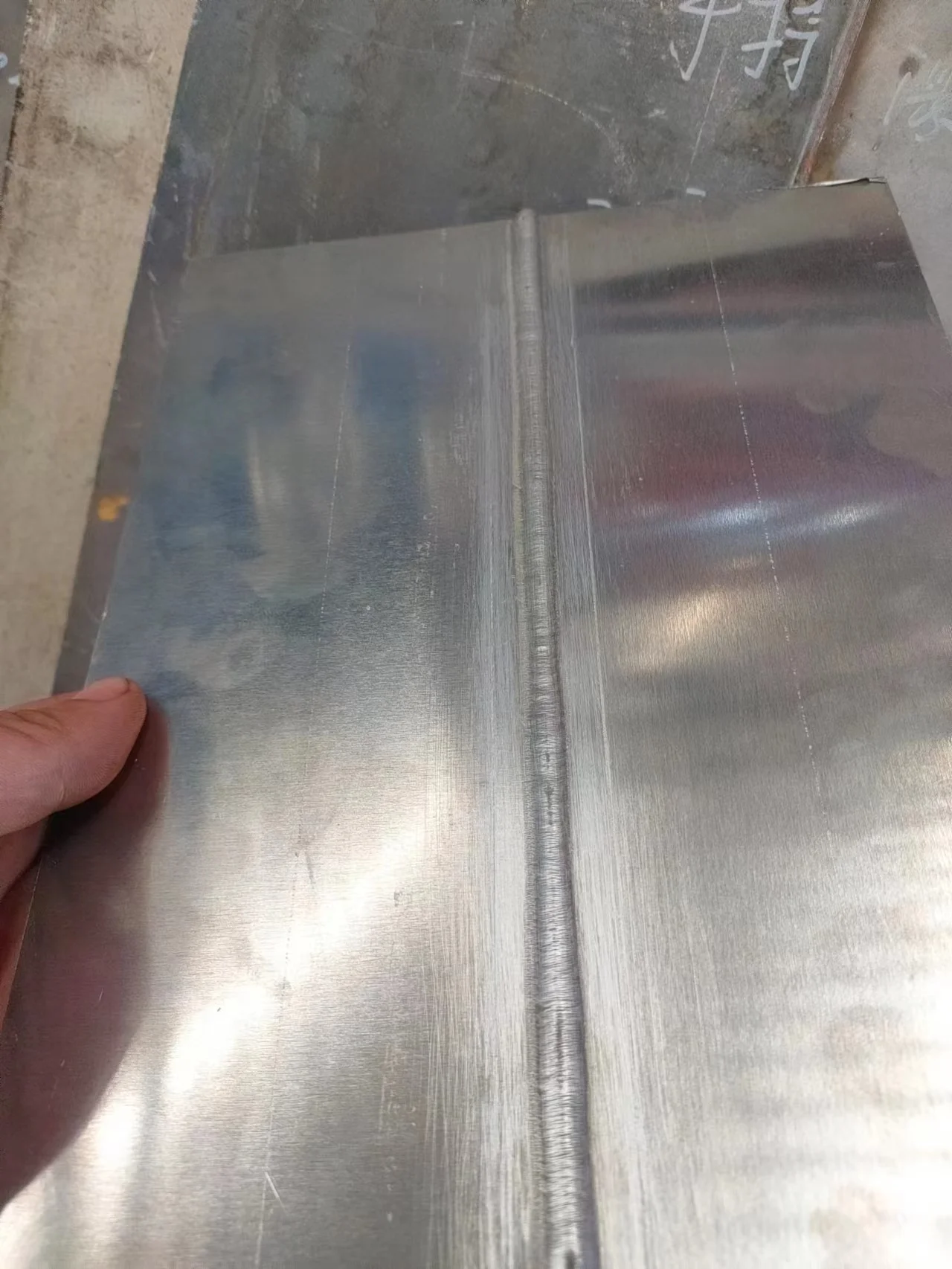 2023 TIG aluminum welding/cladding/surfacing machine with customized walking mechanism based on different workpieces