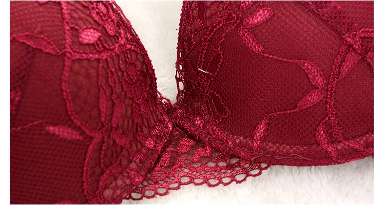 Africa bra stocklot  Deep V Sexy  Charming Woman Seamless girls  bra  with embroider accept OEM/ODM
