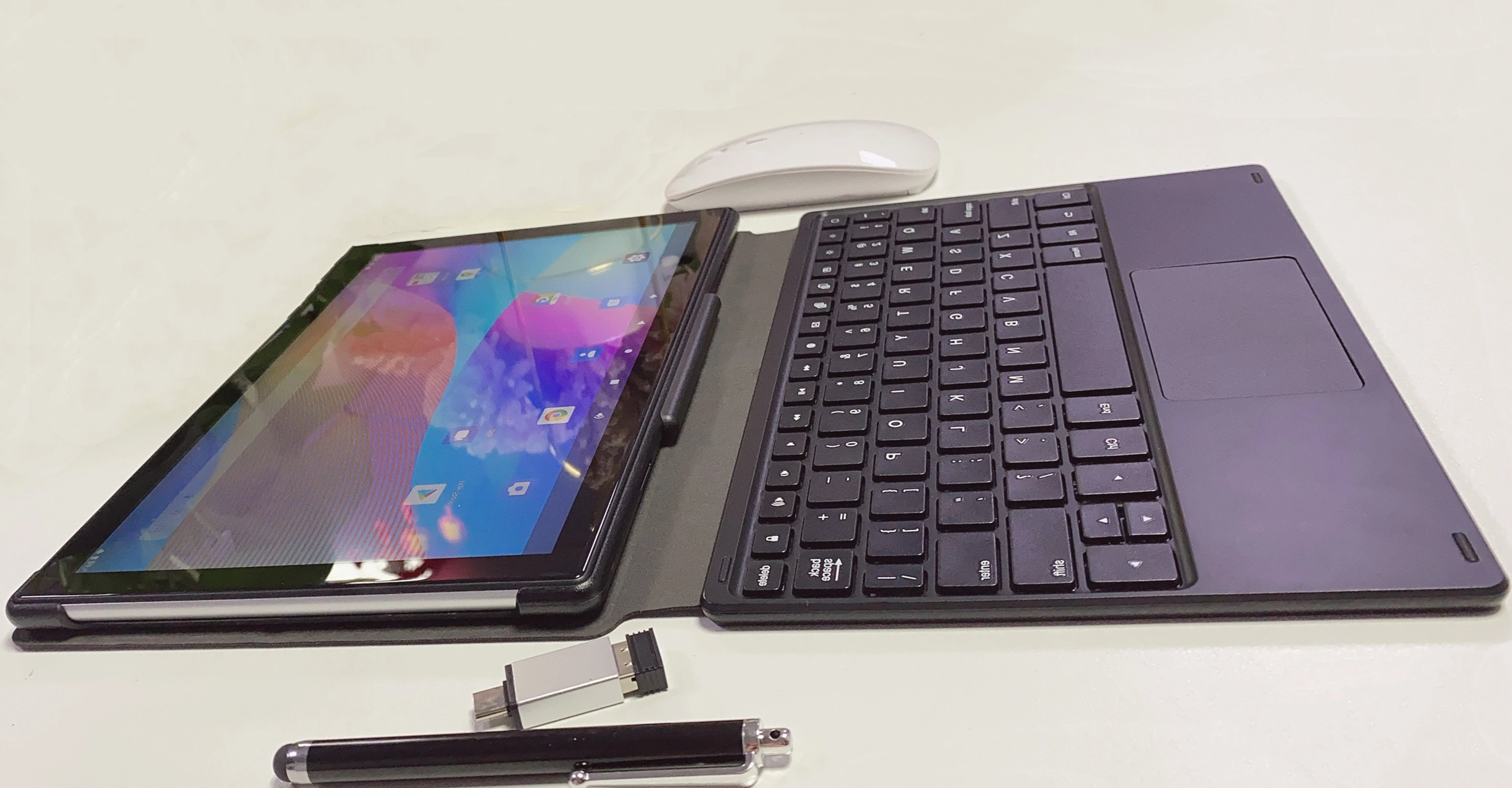 2021GreatAsia Brand NEW 2in1 magnetic tablets with keyboard  2GB+32GB OS tablets 10 inches android 10  for learning