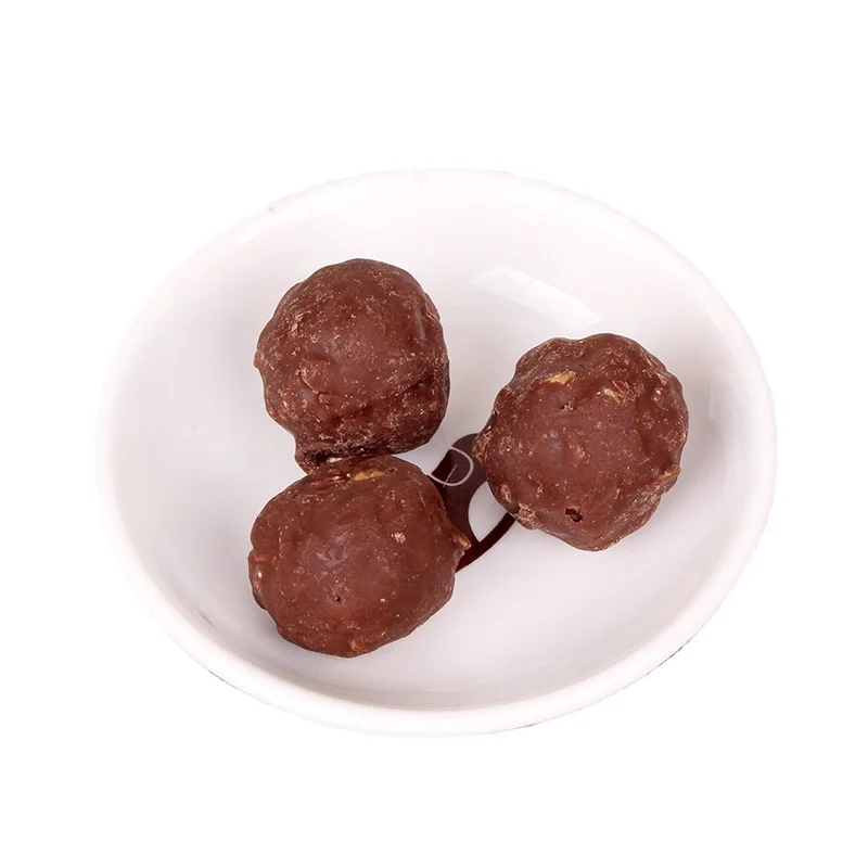 Factory direct sale 3pcs christmas Peanut Sweet chocolate