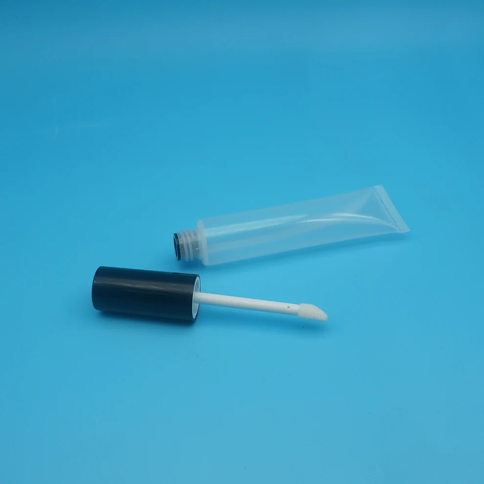 Cosmetic Packaging Dual Plastic Custom Lip Gloss Tube Manufacturers Lip Balm Bottle Container Packaging