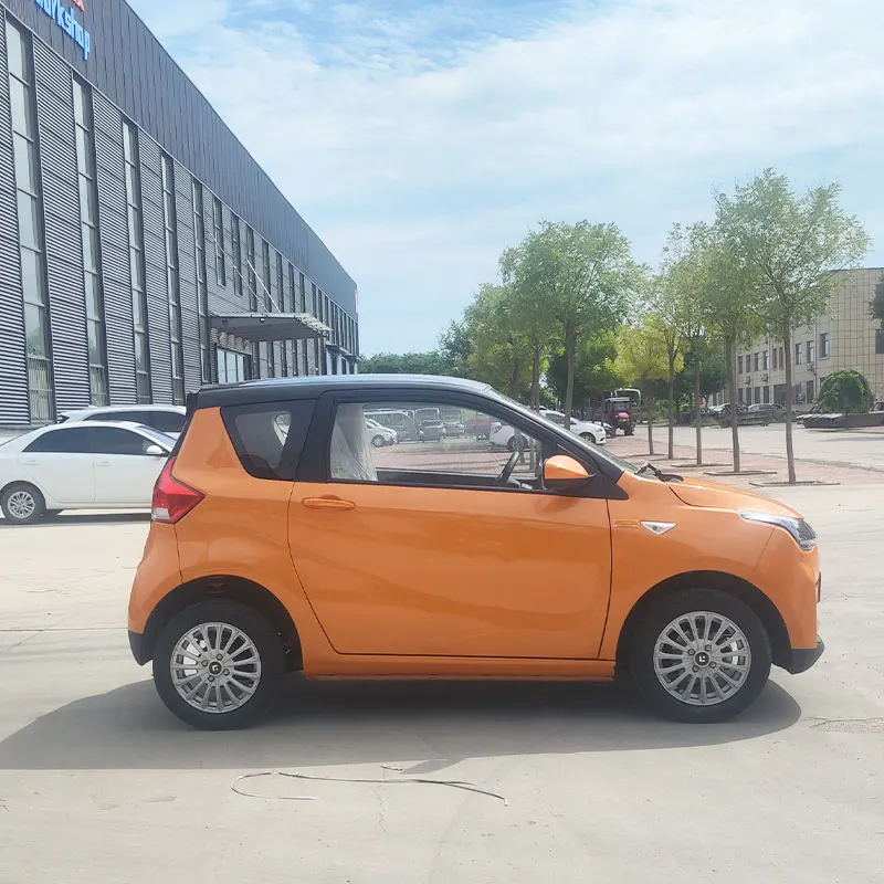Автомобильный 2024 EEC 4-дверный мини-автомобиль с солнечной зарядкой Электромобиль L7e EV сертификат CE небольшие высокоскоростные автомобили