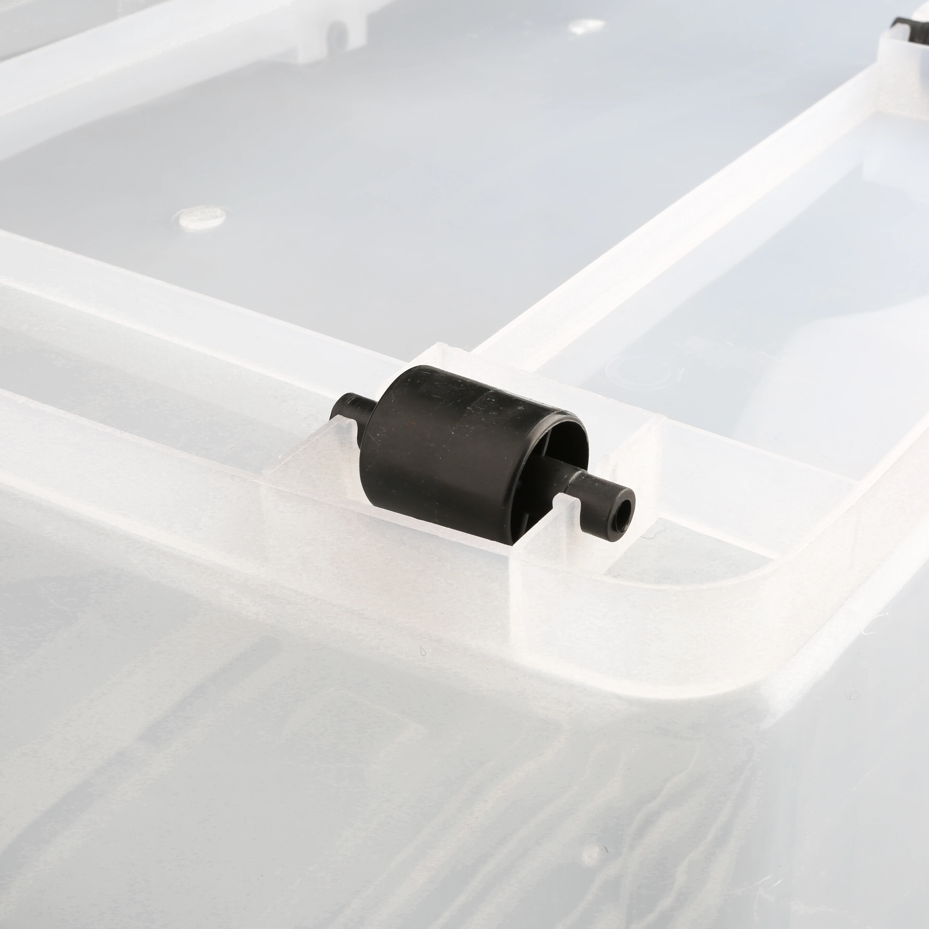 Multipurpose 50L clear plastic storage box with lids