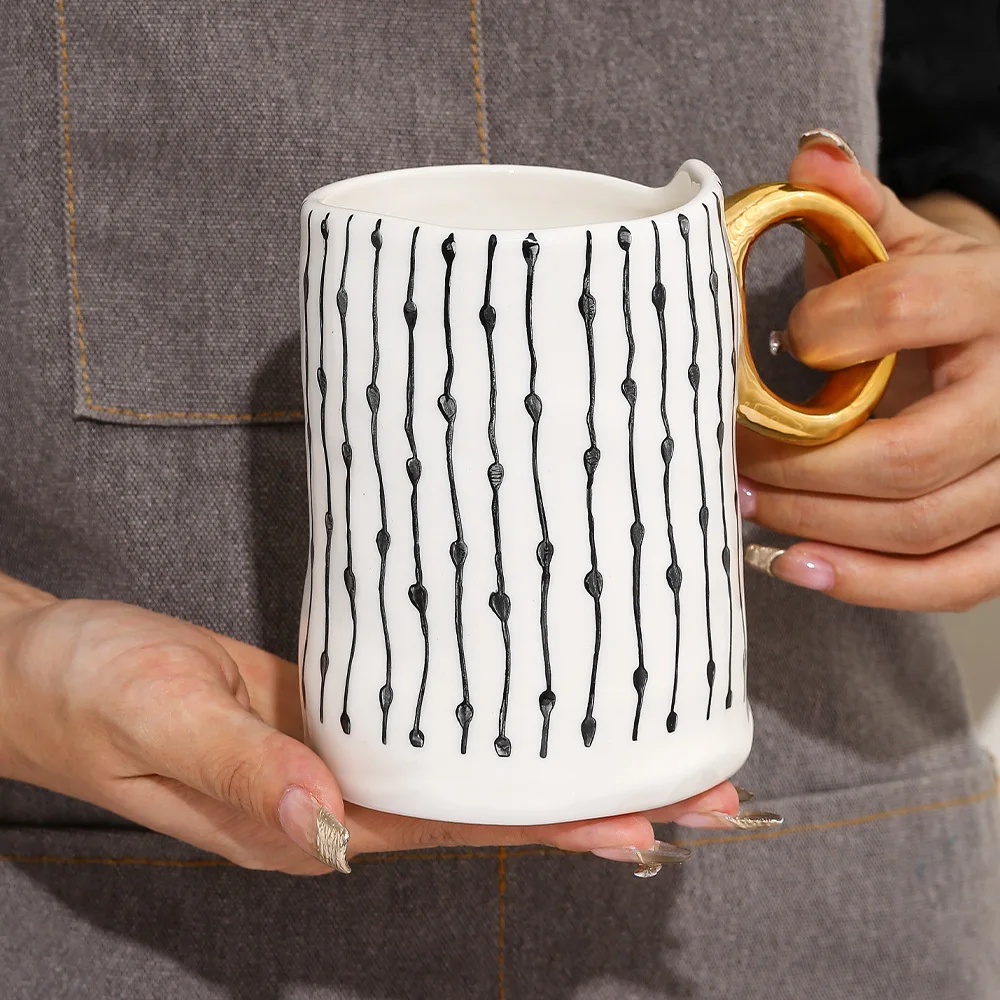 20 oz Tazza Wholesale Luxury Nordic Style Porcelain Custom Latte Ceramic Coffee Mugs Cups with Gold Handle