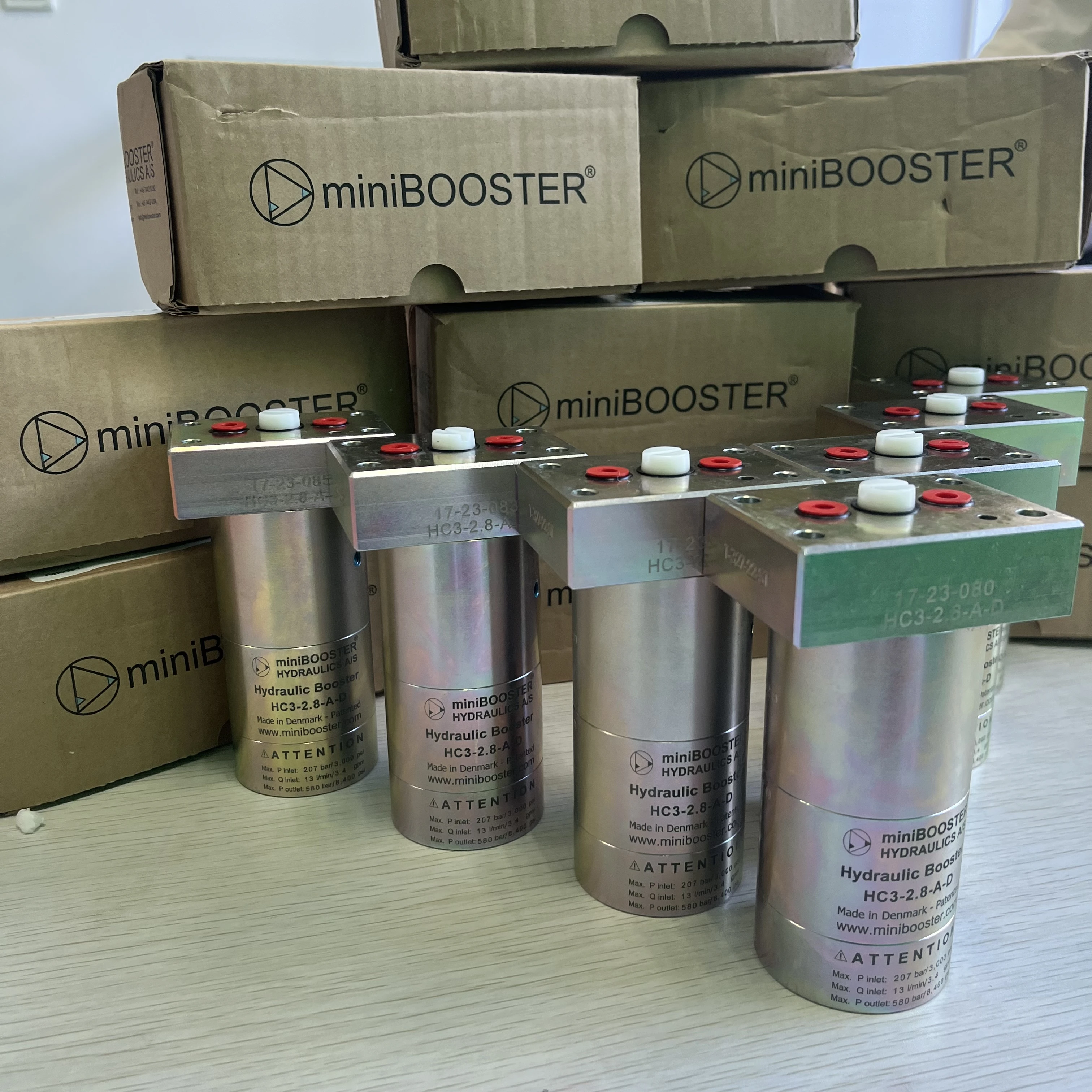 MINIBOOSTER  The HC2 HC3  is a version designed for use in NG6 (D03) stacking manifold systems