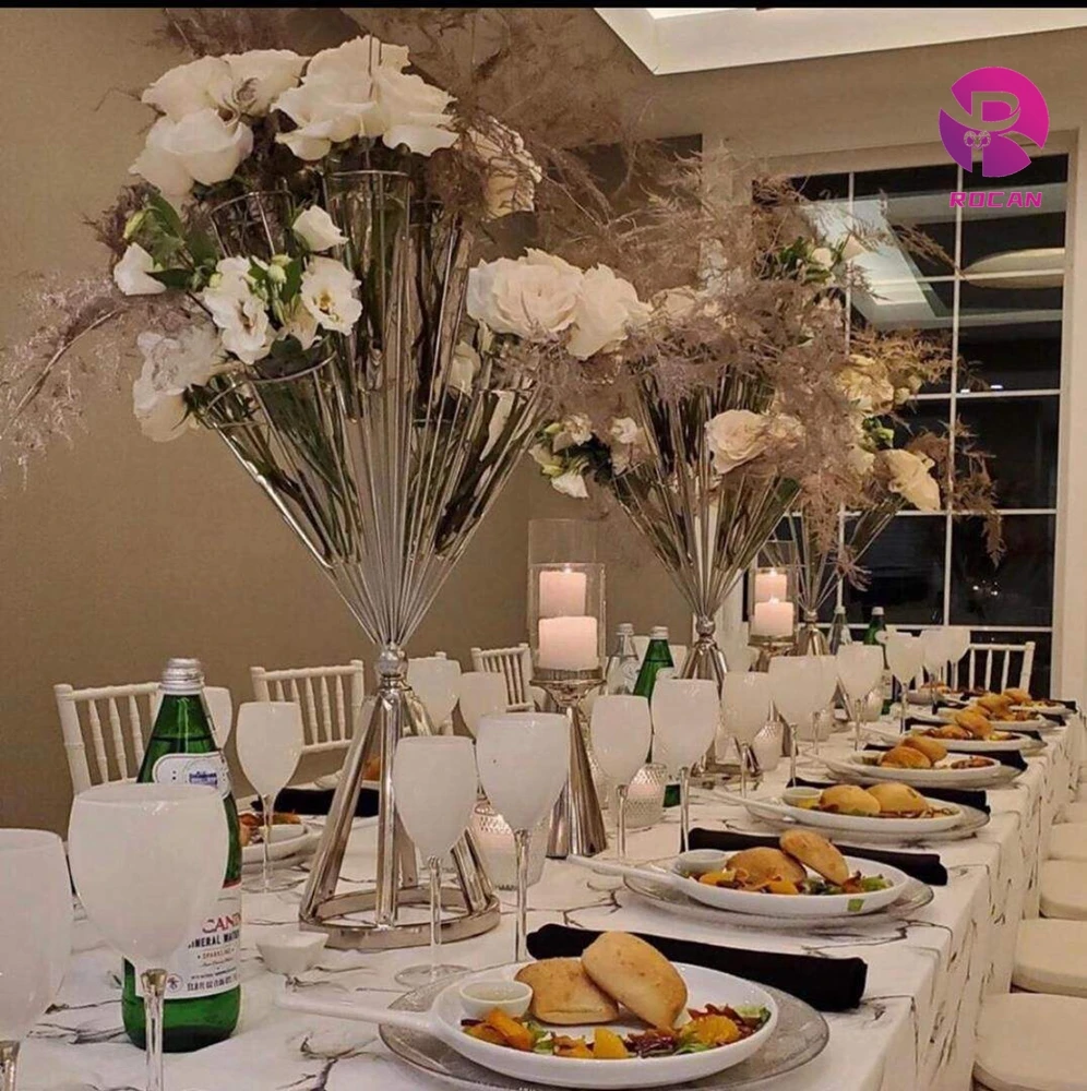 Gold Flower Centerpiece with Glass Tube Flower Vase Table Centerpiece Riser Wedding Supplies