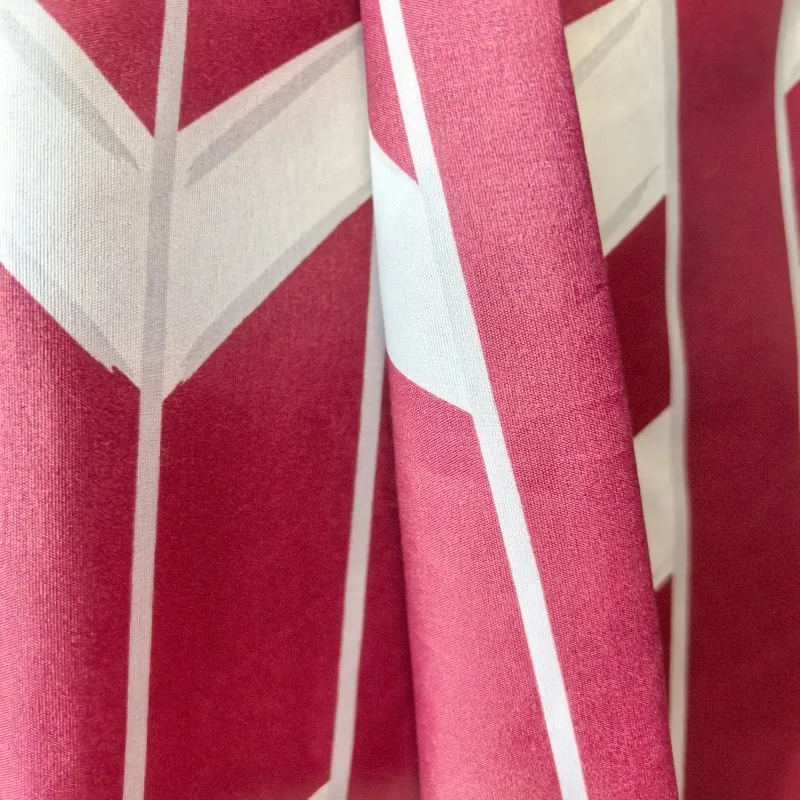 Красная классическая 100% полиэфирная ткань оптом