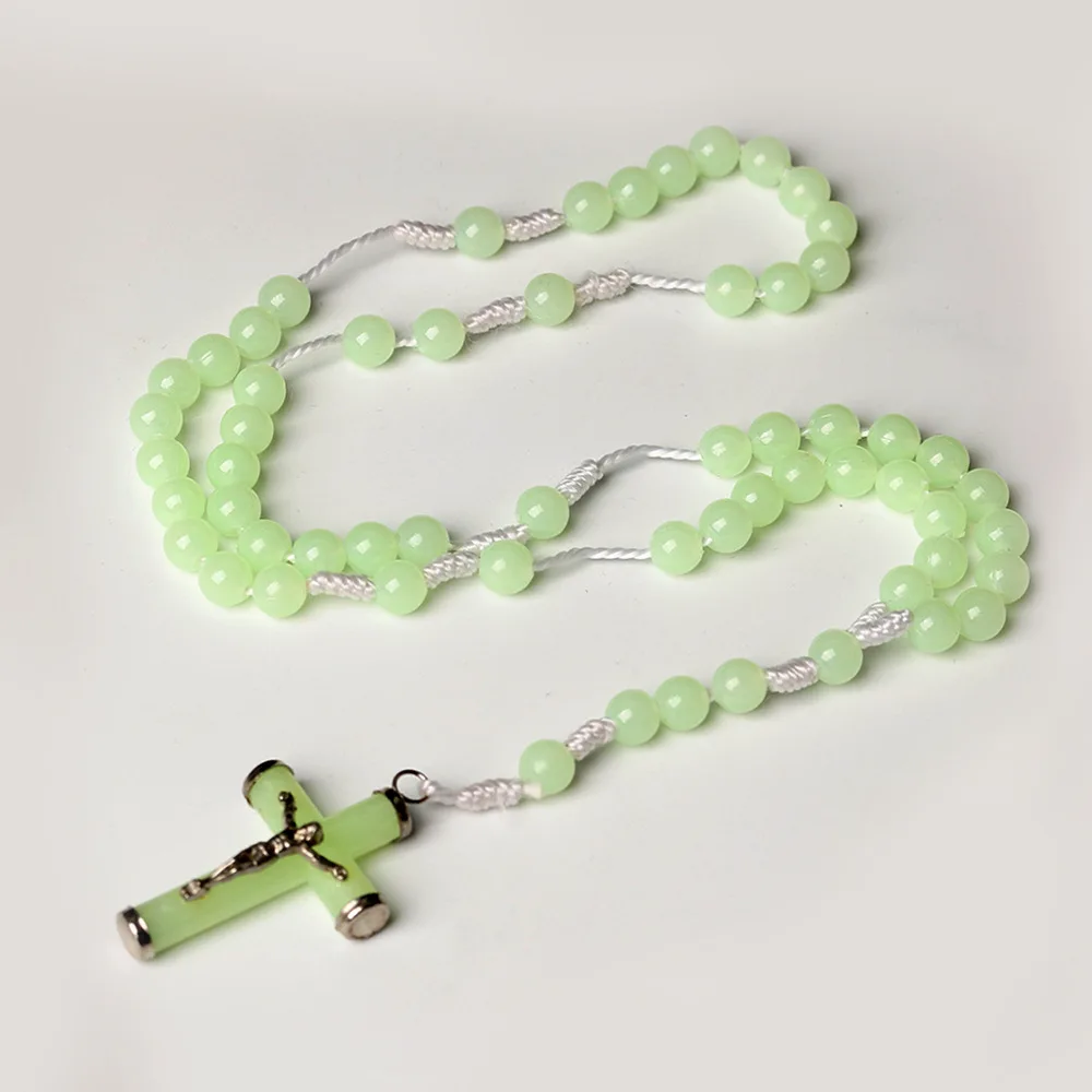 Hot Selling Wholesale 8MM Luminous Bead Rosary Cross Necklace Cross Pendant Prayer Plastic Luminous Rosary Necklace