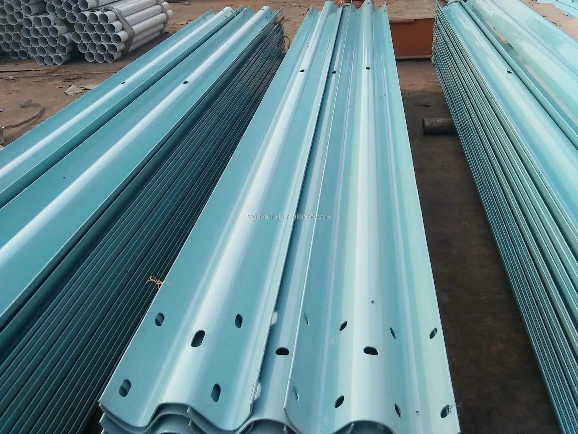 Highway Guardrail Plate / traffic safety highway guardrail traffic barrier safety barrier Q235B Q345B Steel Third Beam Guardrail